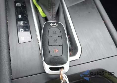 2025 Nissan Kicks Sv Fwd z USA, uszkodzony, nr VIN 3N8AP6CA0SL370303